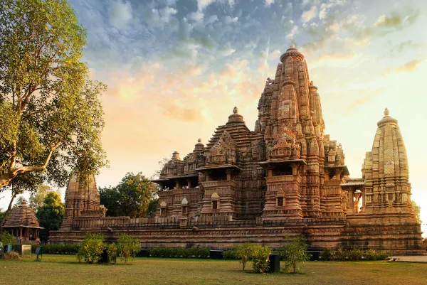Khajuraho, Orchha & Gwalior Tour 1